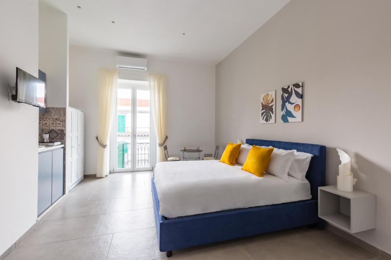 Maria'S Bright Flats At The Cathedral Apartment Naples Exterior photo