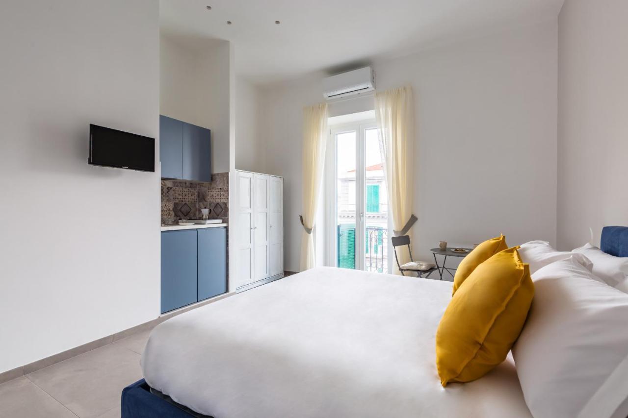 Maria'S Bright Flats At The Cathedral Apartment Naples Exterior photo