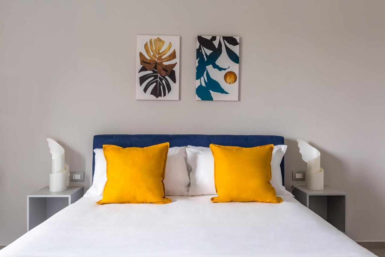 Maria'S Bright Flats At The Cathedral Apartment Naples Exterior photo